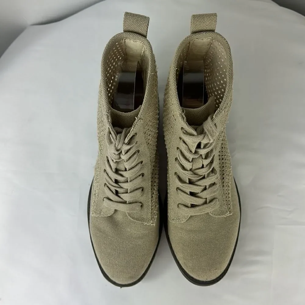 Rocket Dog Tave Beige Heavy Washed Canvas Boots Size 7.5